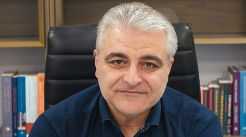 Ο καθηγητής Ν. Ταβερναράκης εκλέχθηκε πρόεδρος του ΕΙΤ